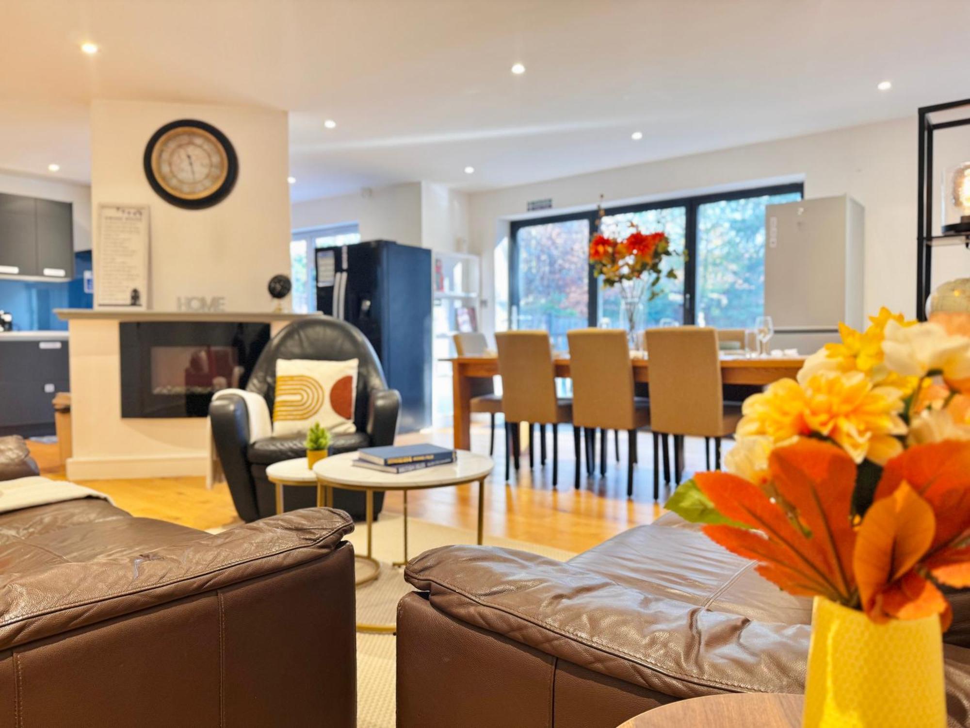 En-Suites With Free Parking 30Min To Central London Ngoại thất bức ảnh